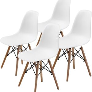 The fantastic Set of 4 Eames DSW Chairs White Replica